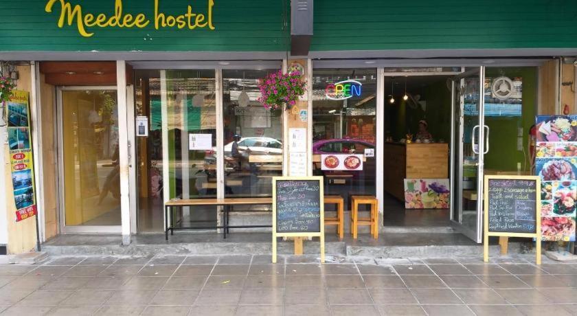 Oyo 730 Meedee Hostel Bangkok Exteriör bild